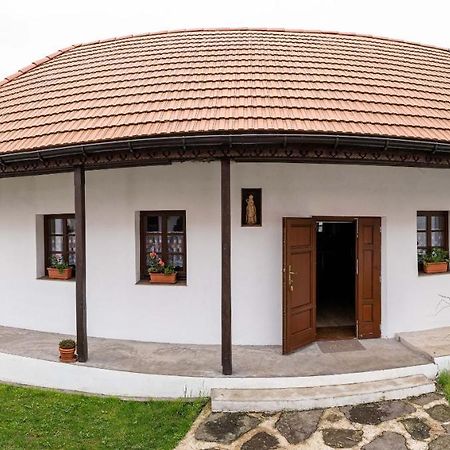 Ubytovanie Na Vcelej Farme Polichno Exteriér fotografie