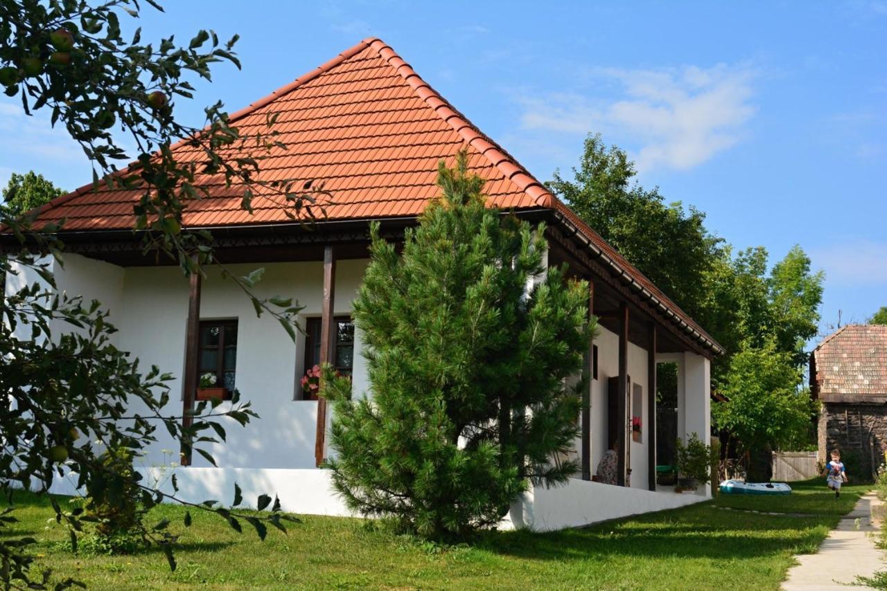 Ubytovanie Na Vcelej Farme Polichno Exteriér fotografie