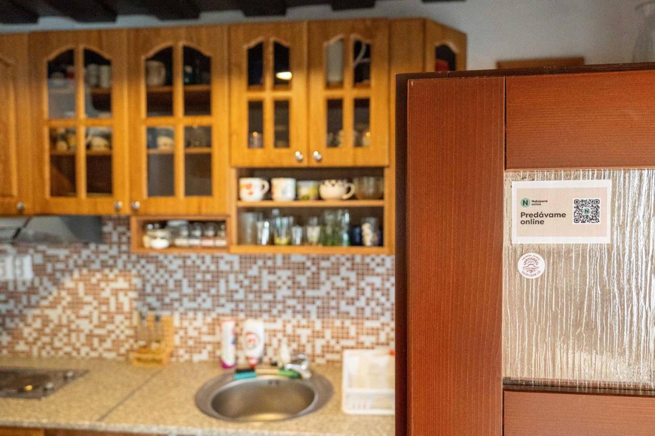 Ubytovanie Na Vcelej Farme Polichno Exteriér fotografie